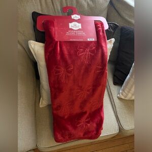 Holiday Time Red Plush Throw with Bow Pattern